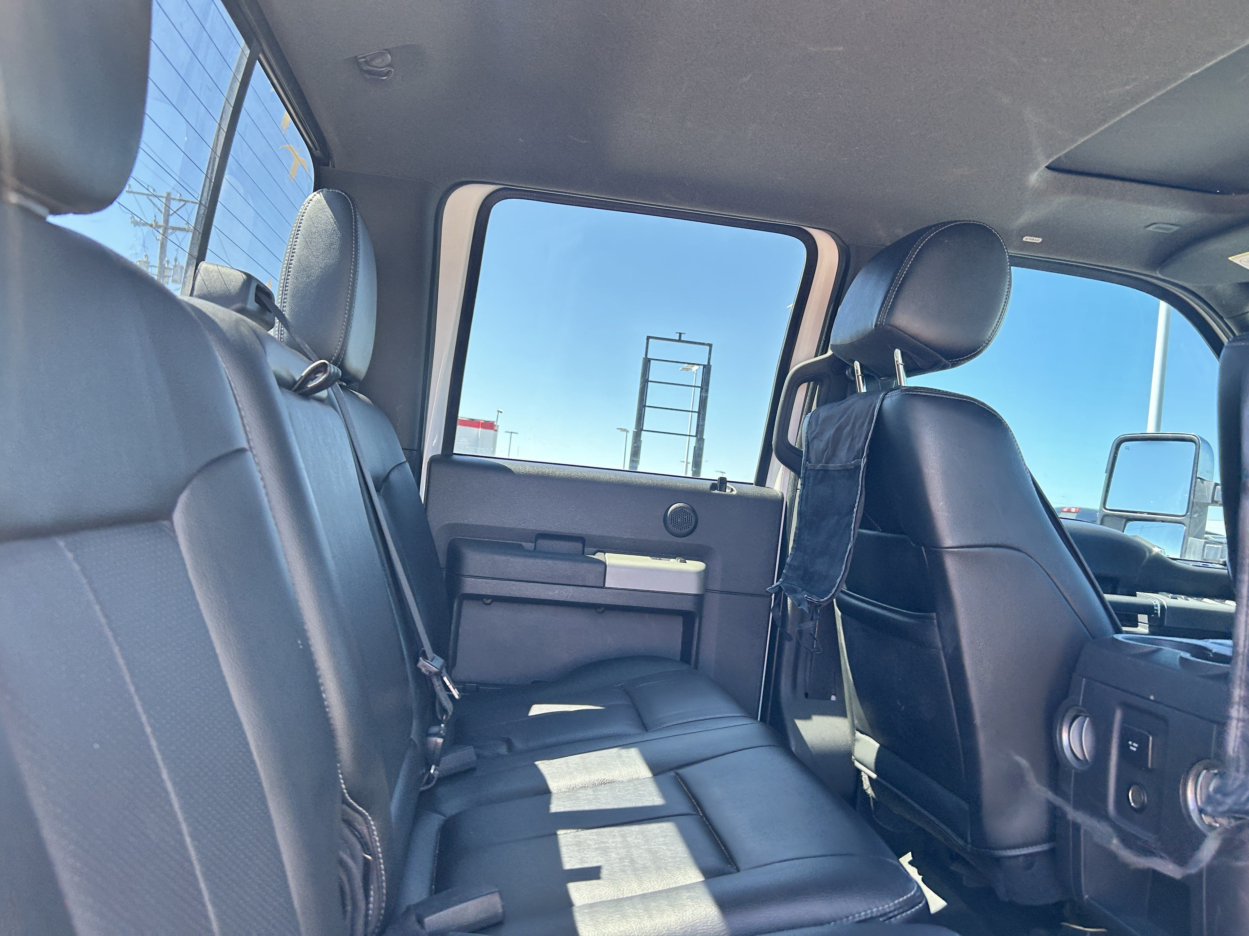 Used 2015 Oxford White Ford Lariat image 11