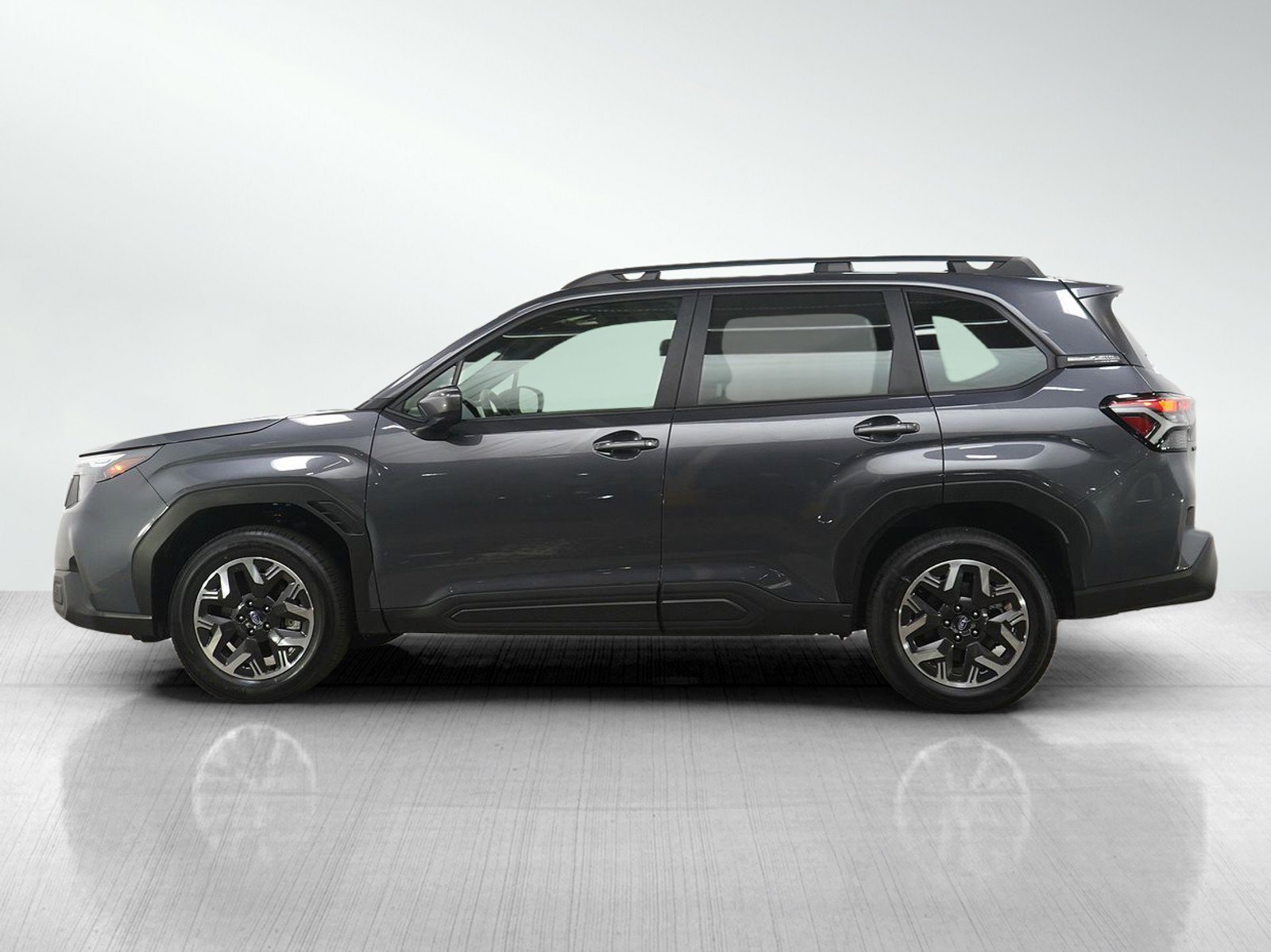 Used 2025 Subaru Forester Premium with VIN JF2SLDDC5SH567337 for sale in Burnsville, Minnesota