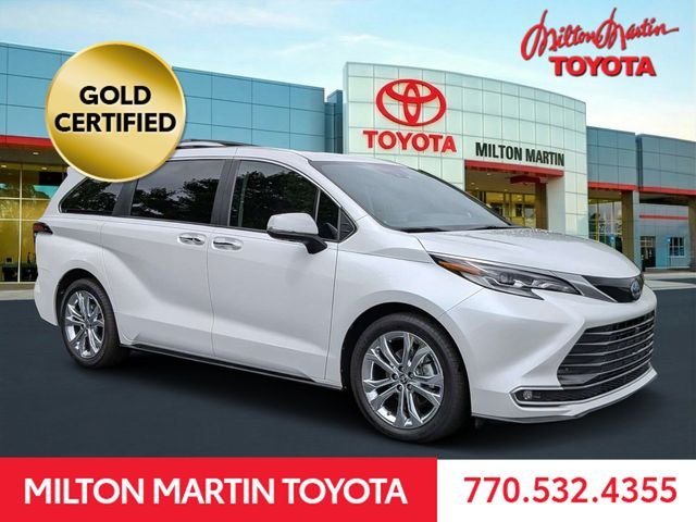 2023 Toyota Sienna Platinum