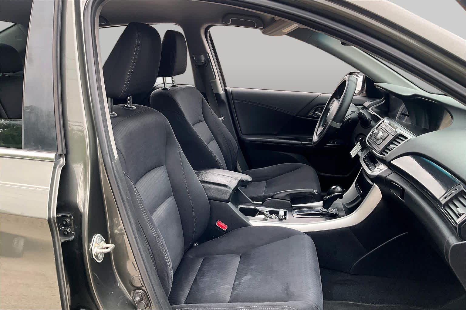 Used 2013 Hematite Metallic Honda Sport image 8