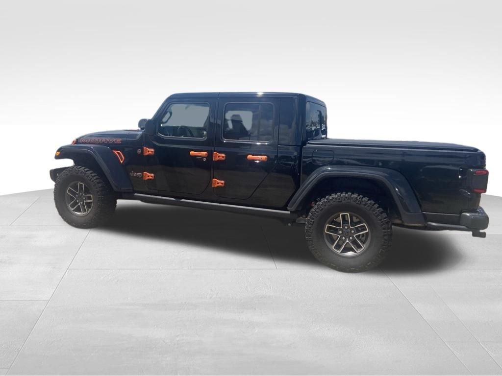 Used 2025 Black Jeep Mojave image 21
