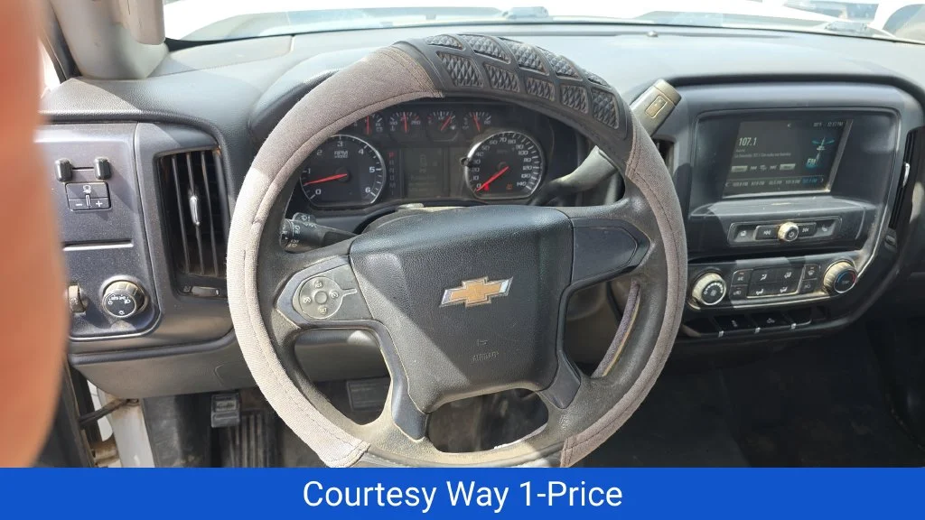 Used 2016 White Chevrolet Work Truck image 13