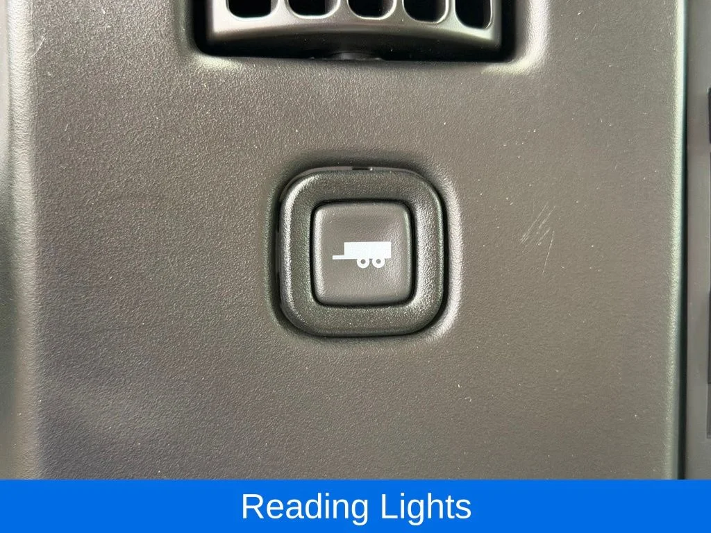 Used 2017 White Chevrolet LT image 31