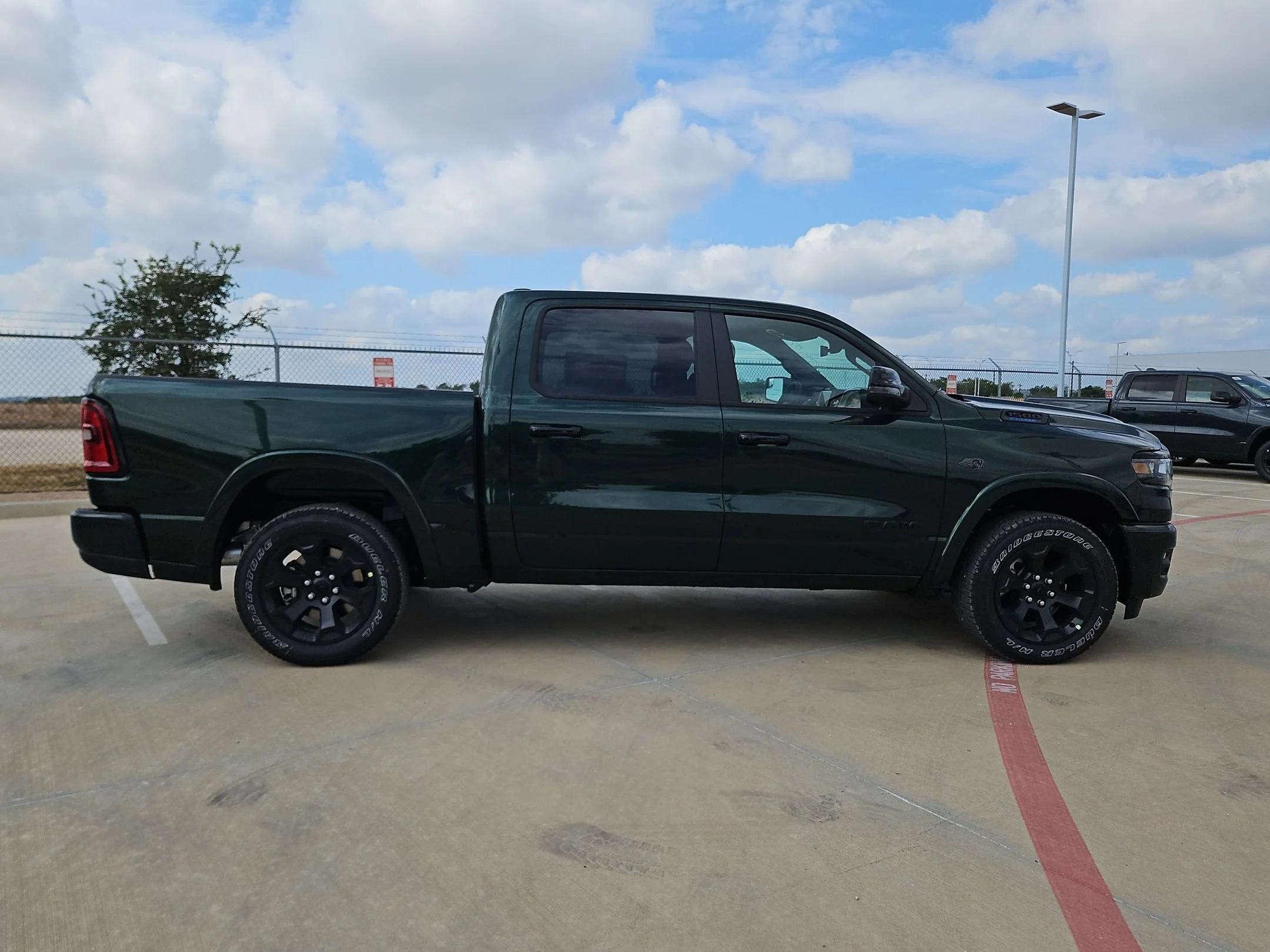New 2027 Serrano-Green Metallic Exterior Paint RAM Big Horn/Lone Star image 2