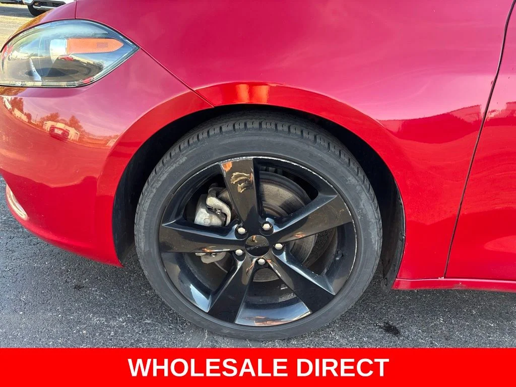Used 2016 Red Dodge SXT image 9