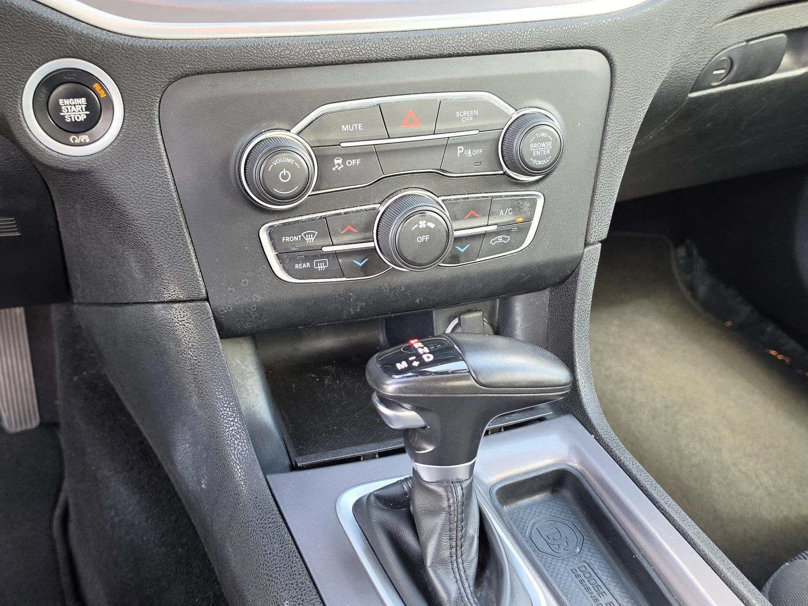 Used 2022 Triple Nickel Clearcoat Dodge SXT image 20