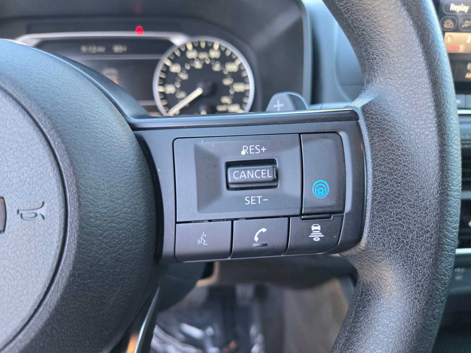 Used 2024  Nissan SV image 26