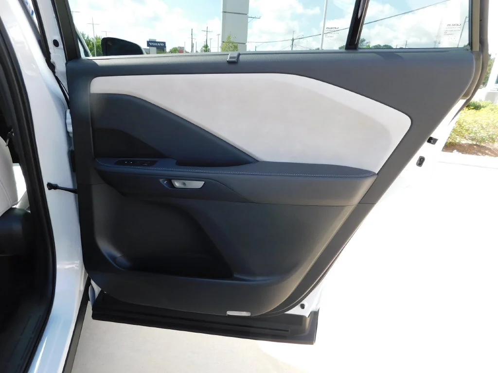 Used 2025 Beige Lexus 350 Premium image 18