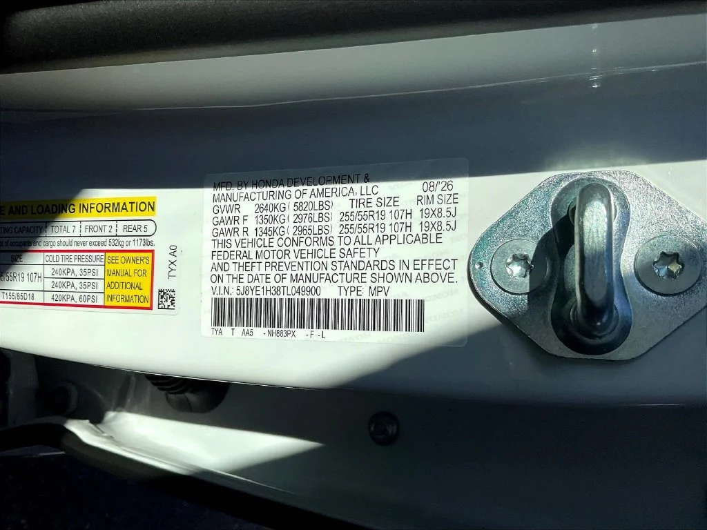 New 2026 Platinum White Pearl Acura SH-AWD image 13
