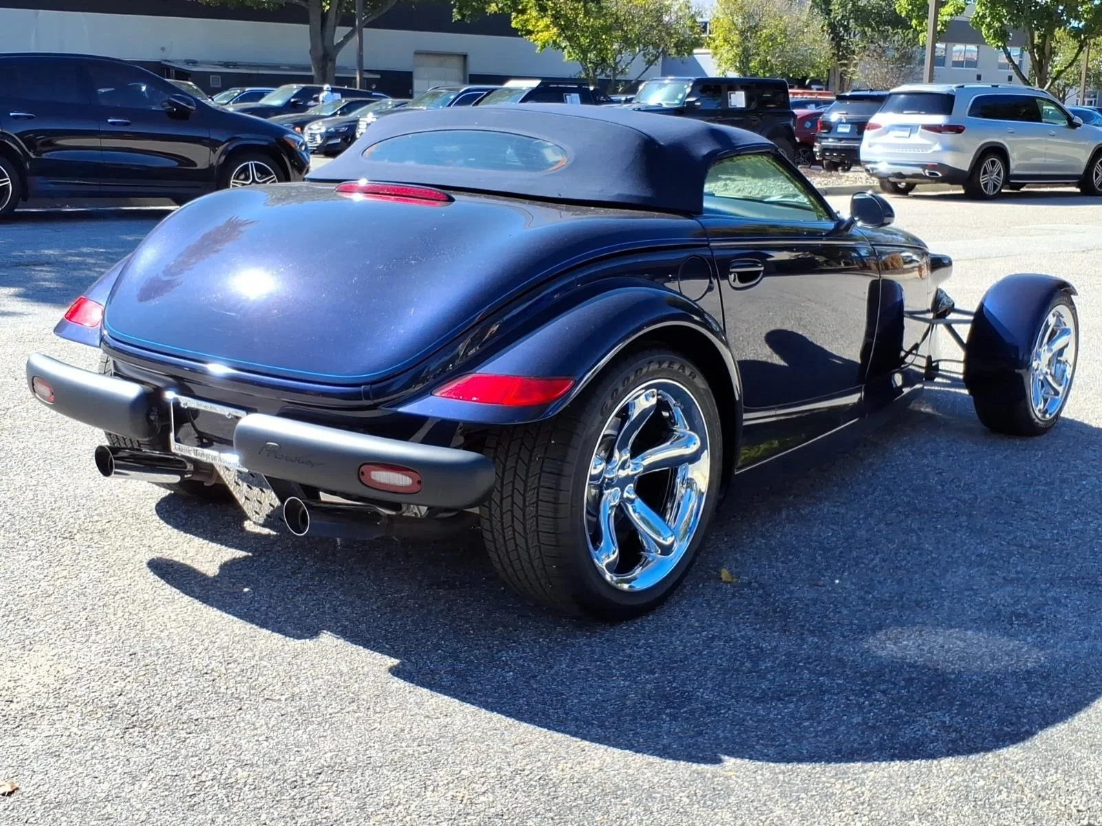 Used 2001 Prowler Midnight Blue Pearl Plymouth Roadster image 10