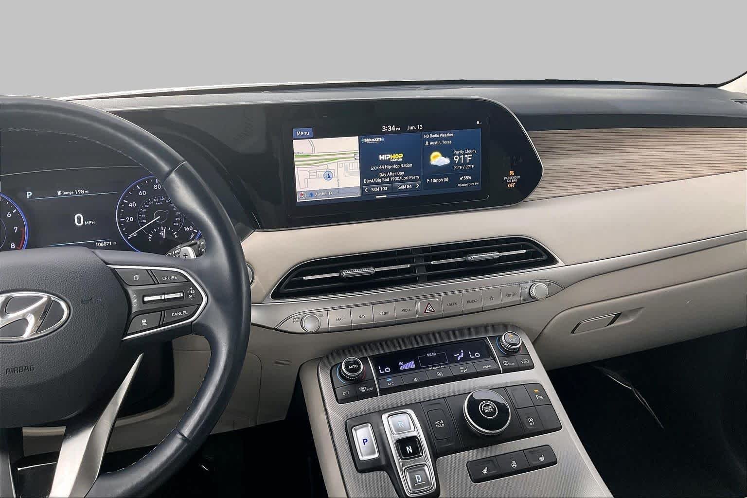 Used 2020 Hyper White Hyundai SEL image 7