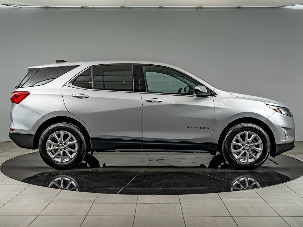 Used 2020 Silver Ice Metallic Chevrolet LT image 4