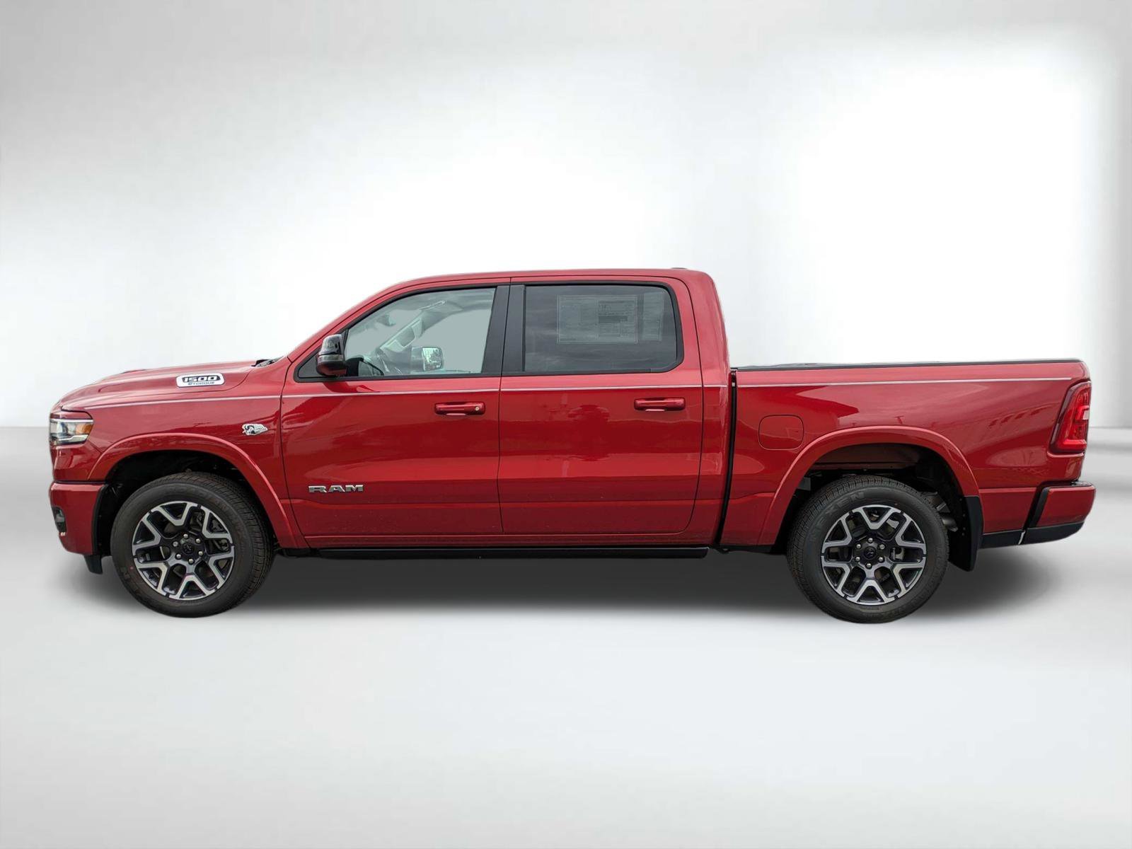 New 2026 Molten Red Pearl-Coat Exterior Paint RAM Laramie image 7