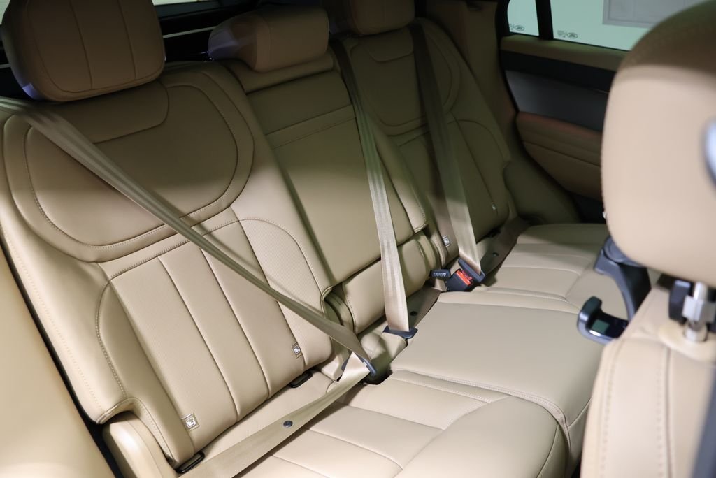 New 2026 Varesine Blue Land Rover SE image 45