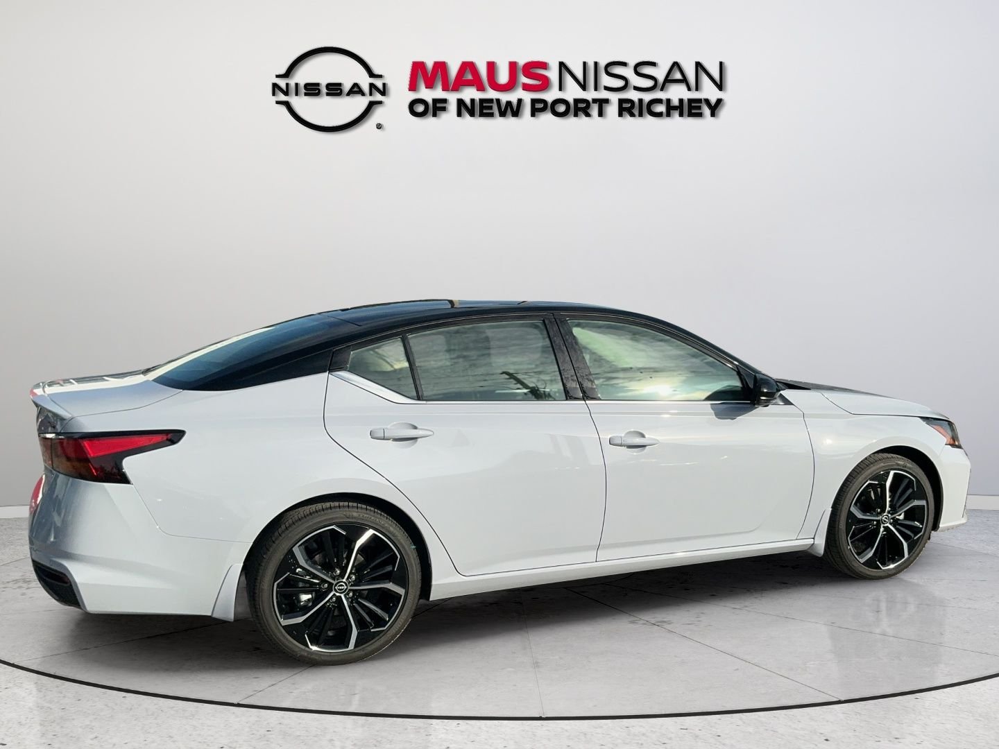New 2026 Gray Nissan 2.5 SR image 12