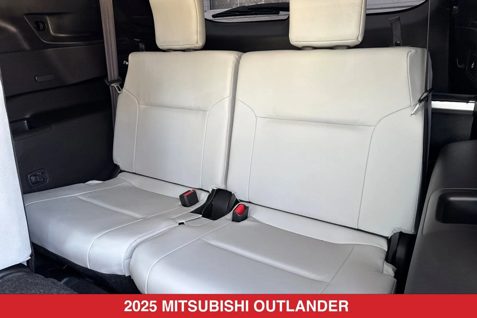 Used 2025 Red Diamond Mitsubishi SE image 16
