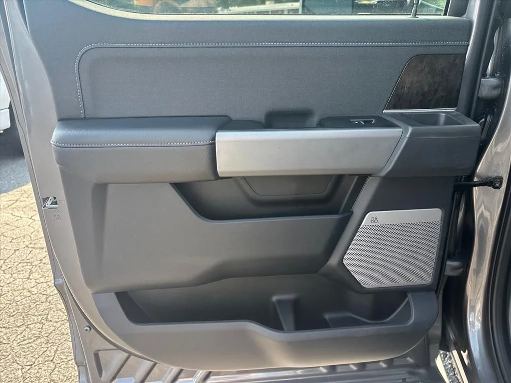 Used 2024 Gray Ford Lariat image 18