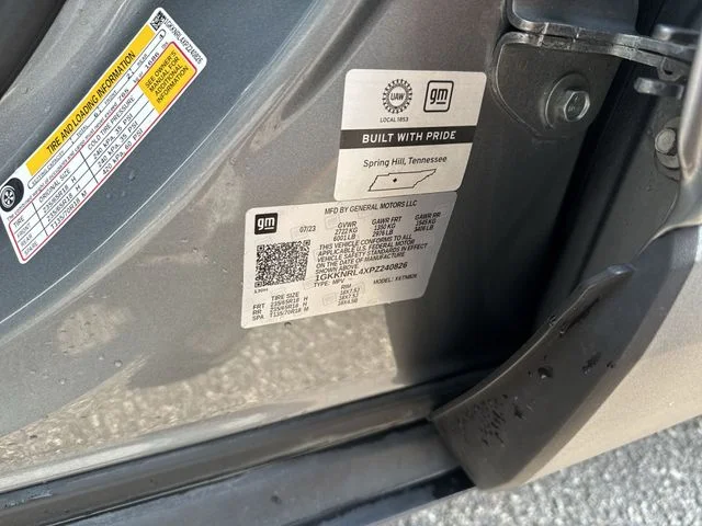 Used 2023 Silver GMC SLE image 35