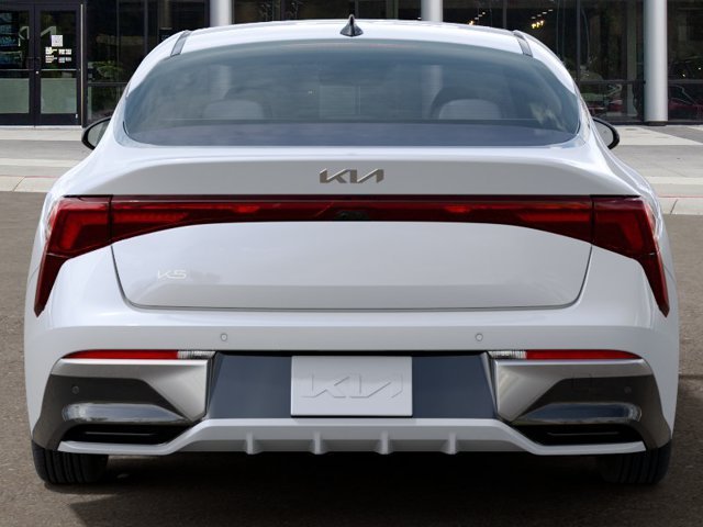New 2027 White Kia LXS image 13