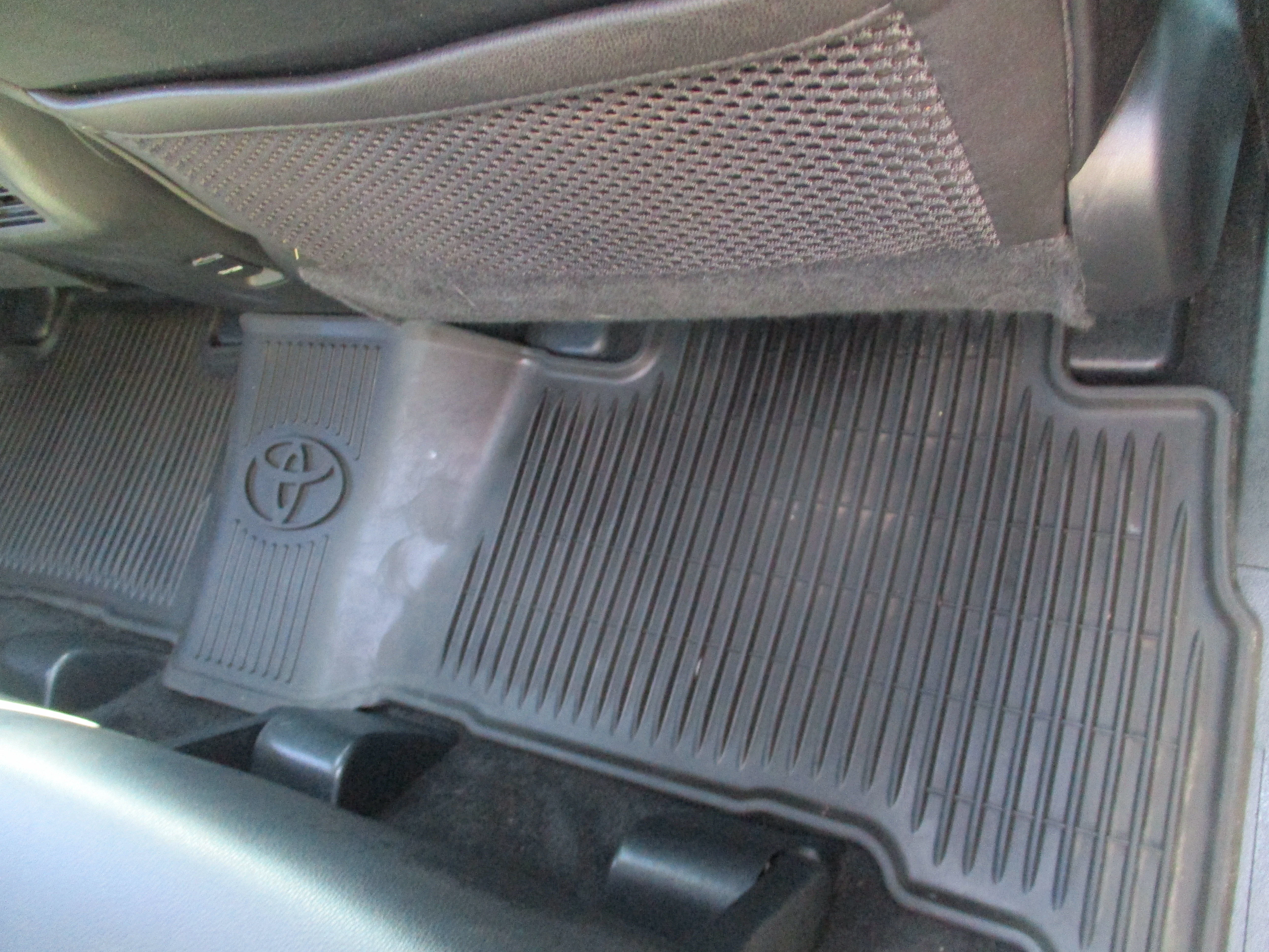 Used 2017 SUPER WHITE Toyota  image 42
