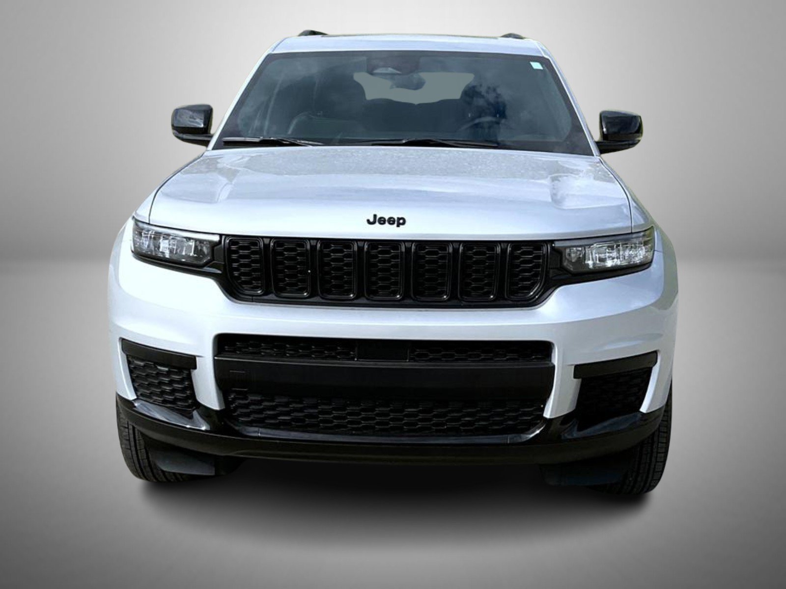 Used 2025 Silver Jeep Altitude X image 2