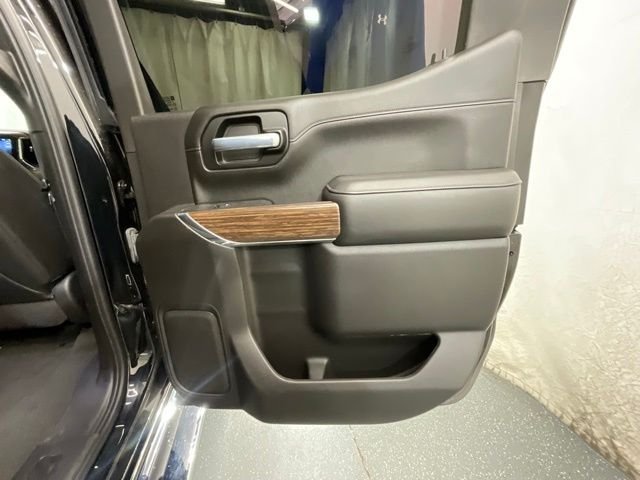 Used 2021 Black Chevrolet High Country image 24