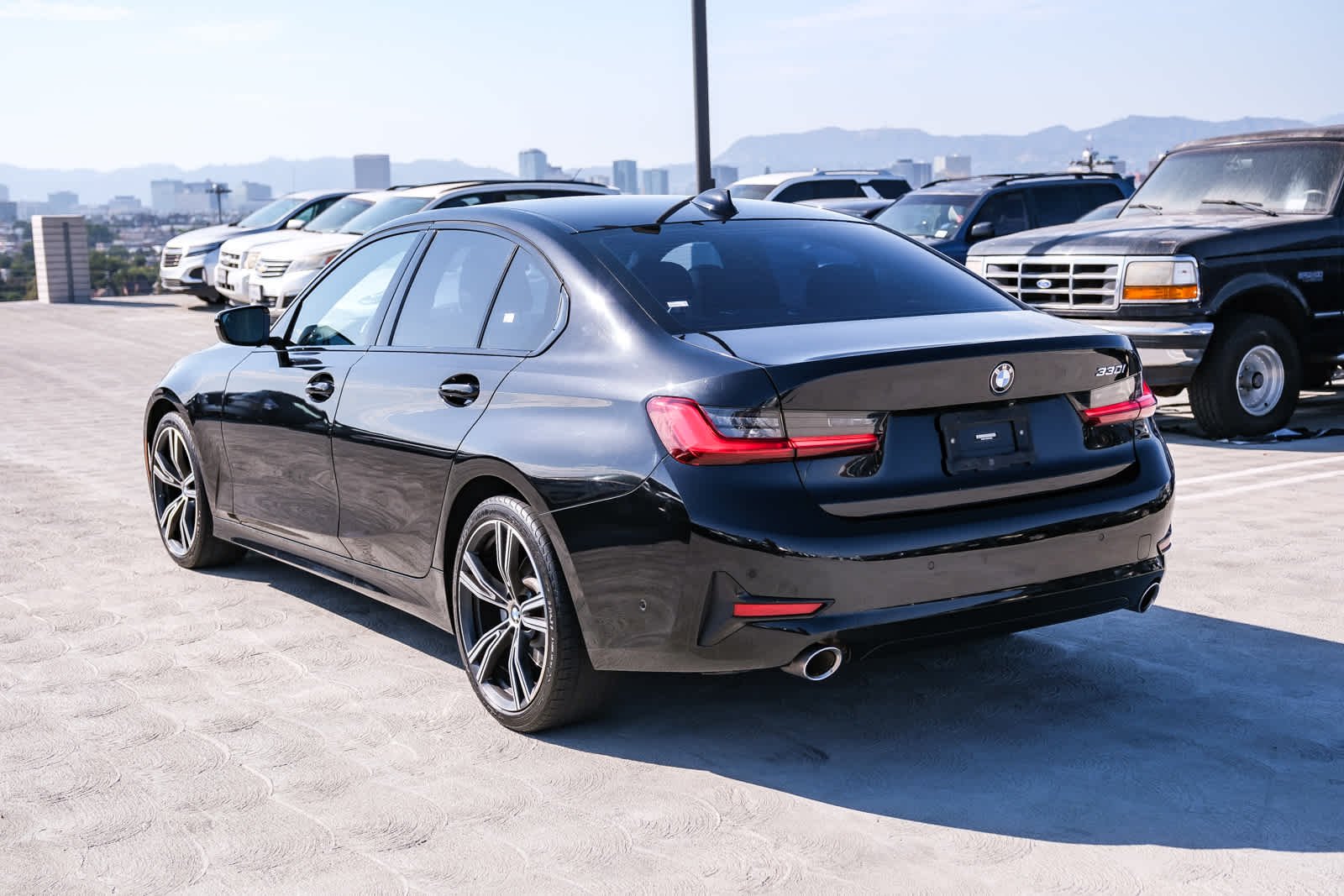 Used 2022 Black Sapphire Metallic BMW 330i image 6