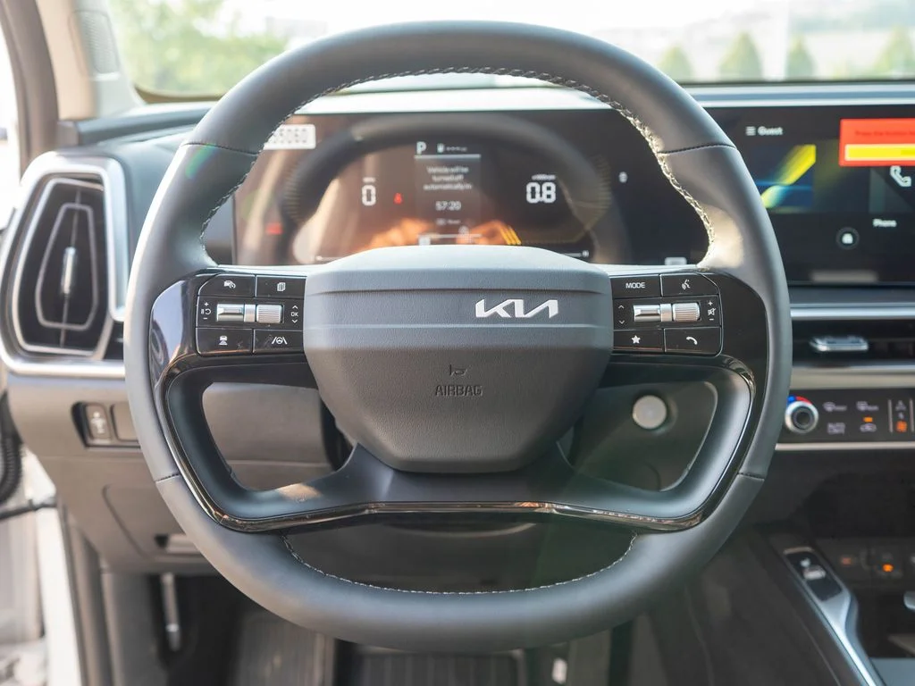 New 2026 Glacial White Pearl Kia S image 15