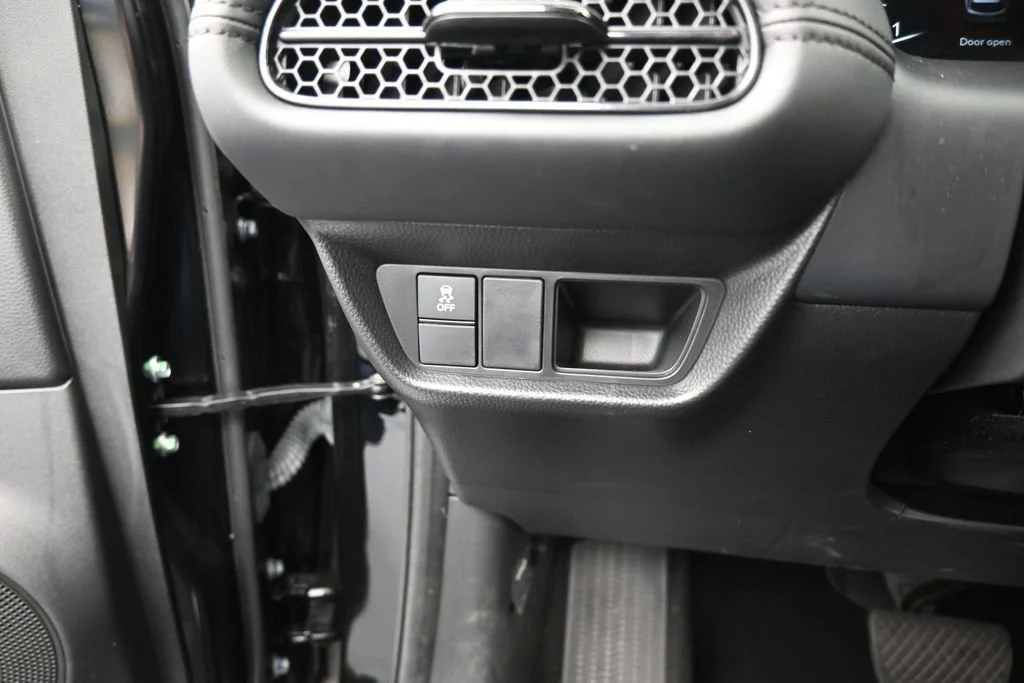 Used 2025 Black Honda LX image 32