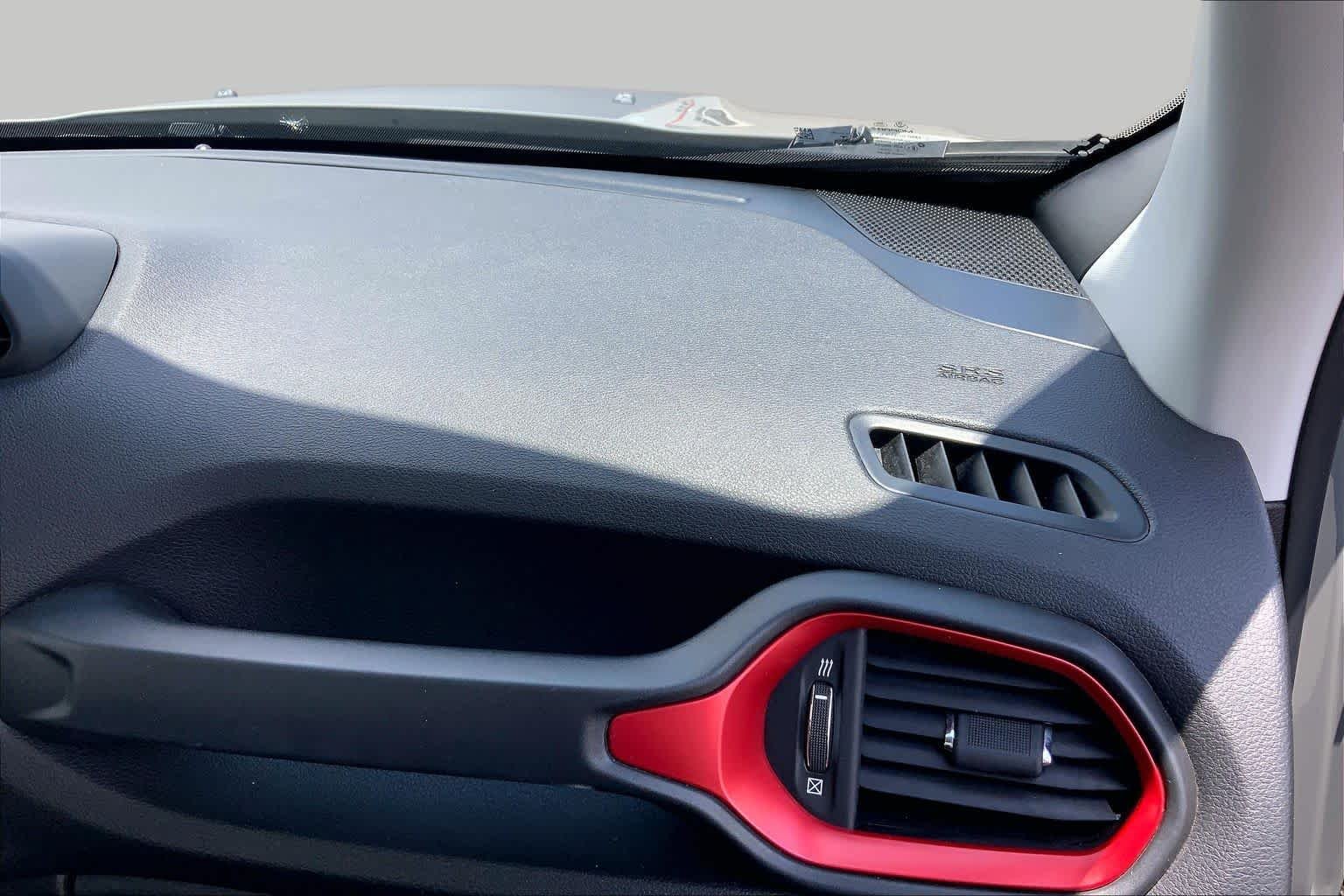 Used 2020 Sting-Gray Clearcoat Jeep Trailhawk image 19