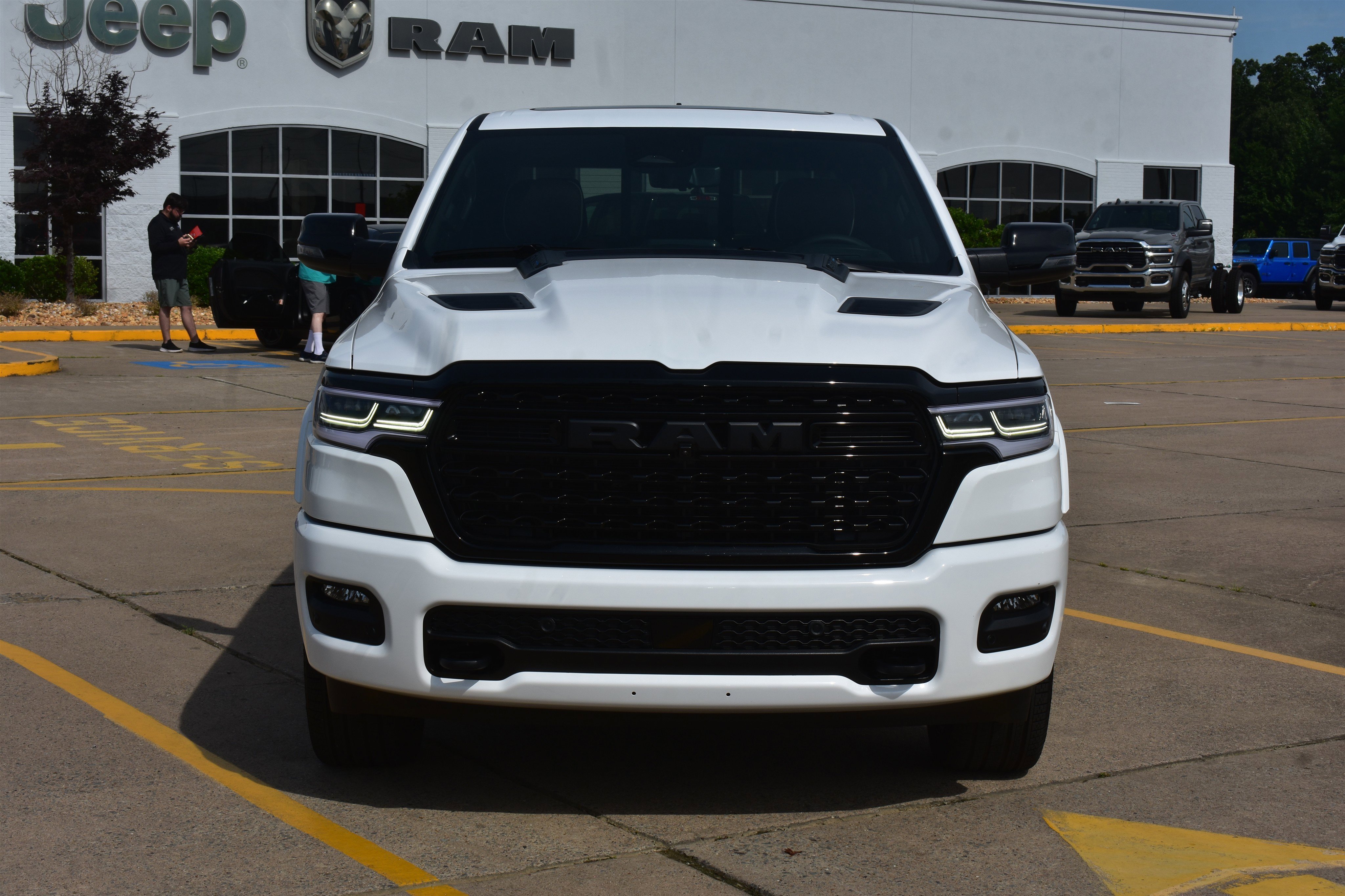New 2026 Bright White Clear-Coat Exterior Paint RAM Limited image 2