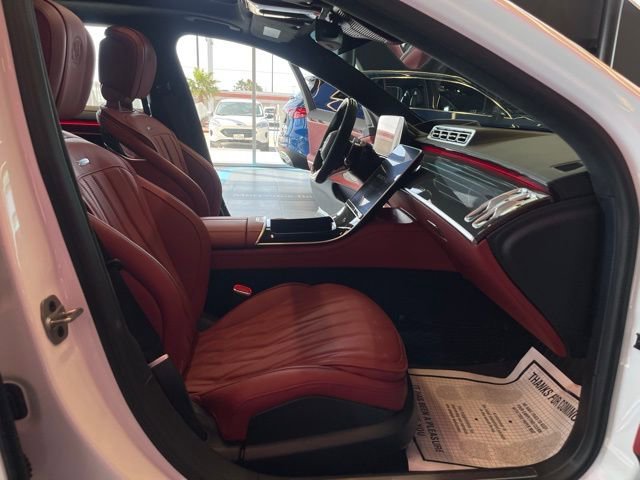 2025 Mercedes-Benz S-Class S 63 - Photo 79