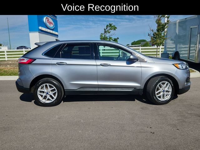 Used 2022 Silver Ford SEL image 13