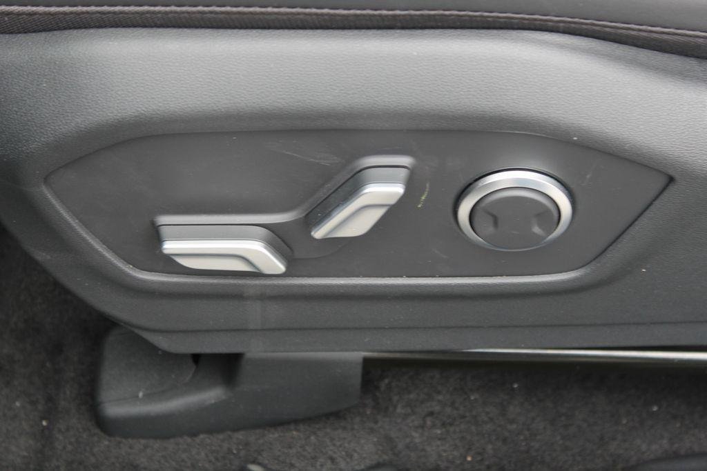 New 2026 Silver Hyundai SEL image 14