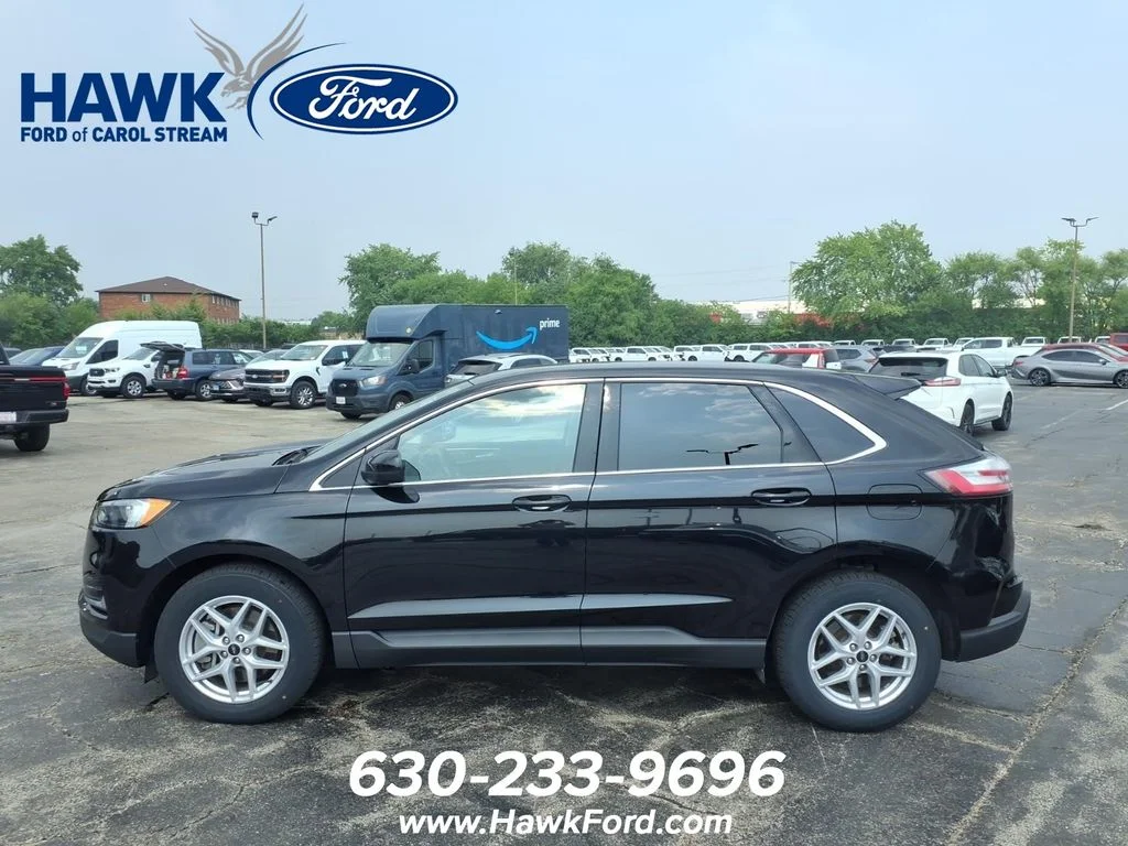 Certified Used 2024 Black Metallic Ford SEL image 4