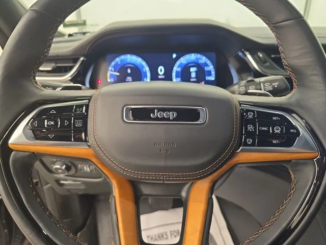 Used 2024 Metallic Jeep Summit Reserve image 32