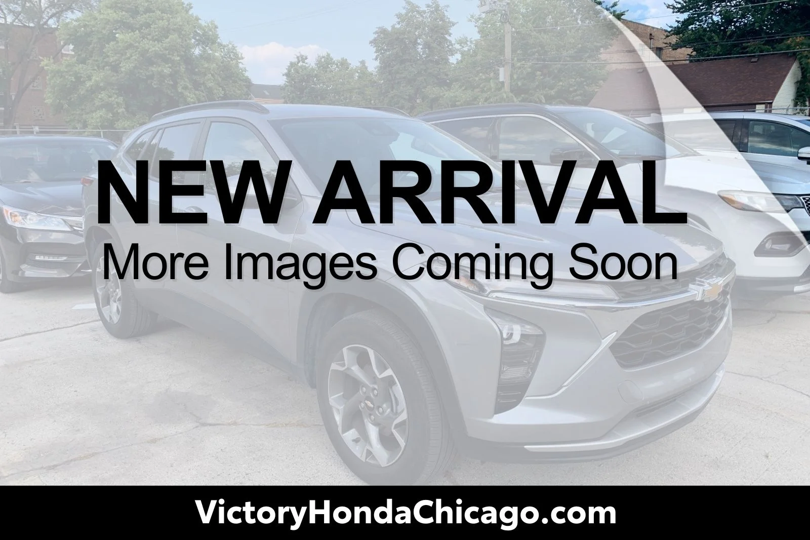 Used 2025 Sterling Gray Metallic Chevrolet LT image 1