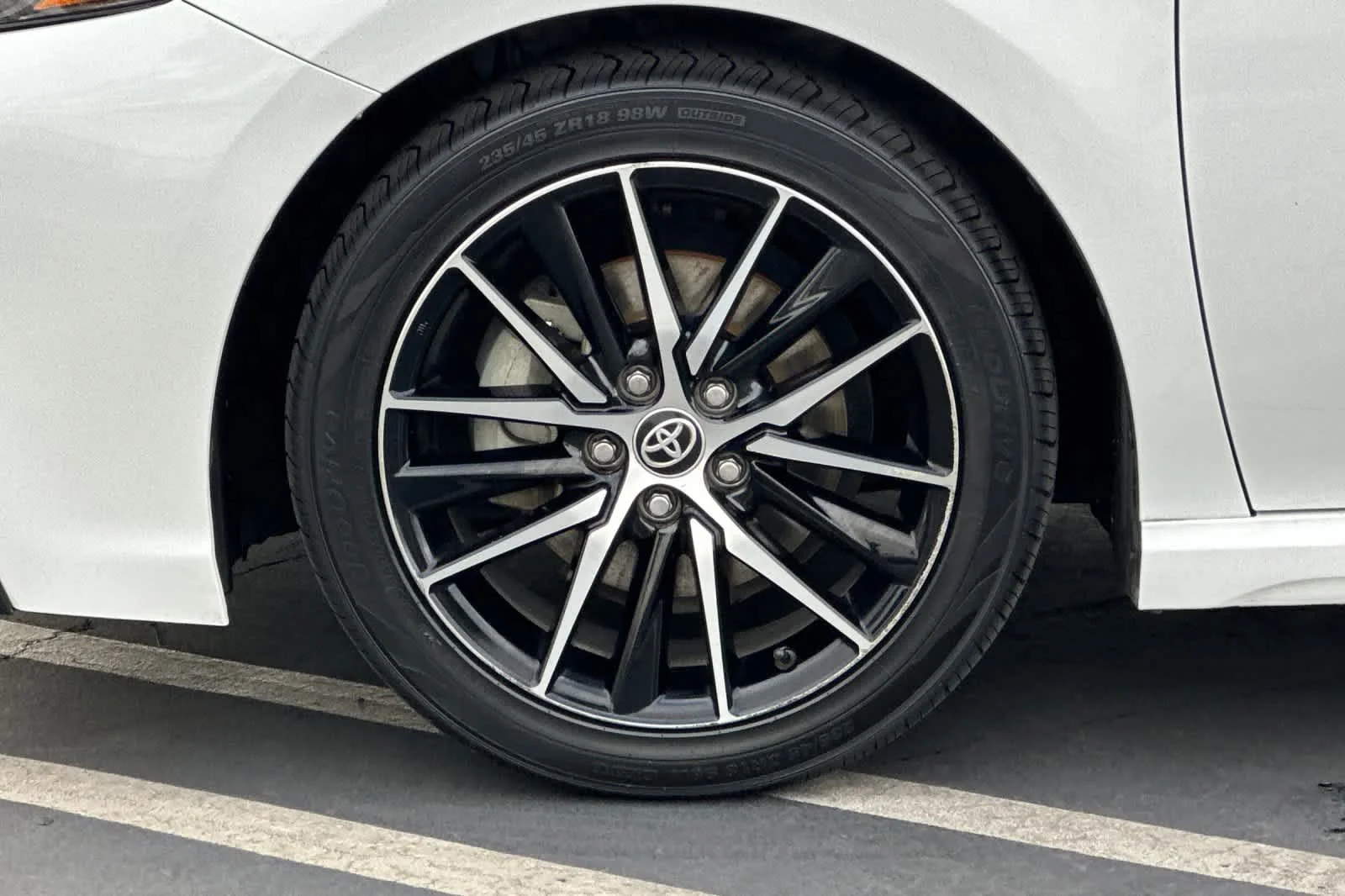 2021 Toyota Camry SE - Photo 22