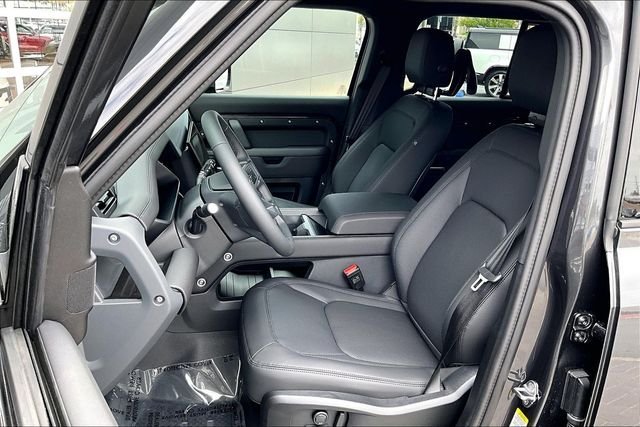 New 2026 Carpathian Grey LAND ROVER X-Dynamic SE image 9