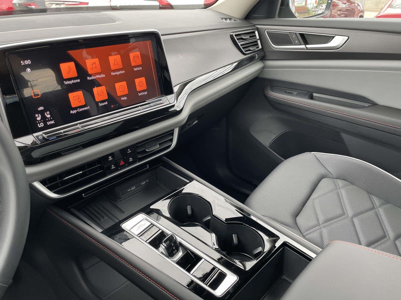 New 2026 Pure Gray Volkswagen 2.0T Peak Edition image 31