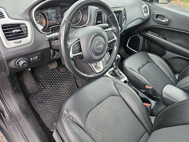 Used 2019 Gray Jeep Latitude image 11