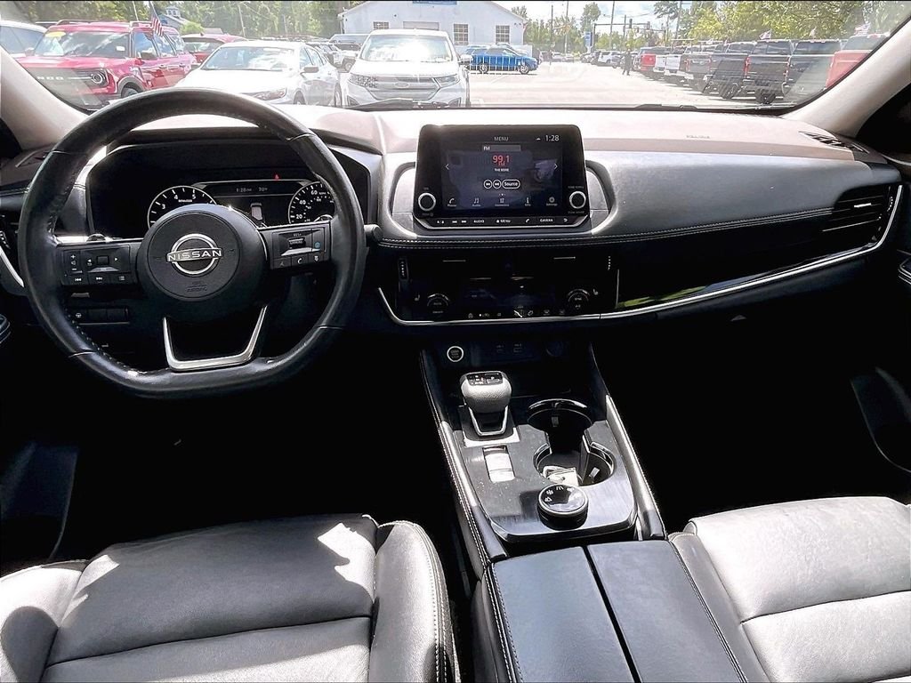 Used 2023 Gray Nissan SL image 21