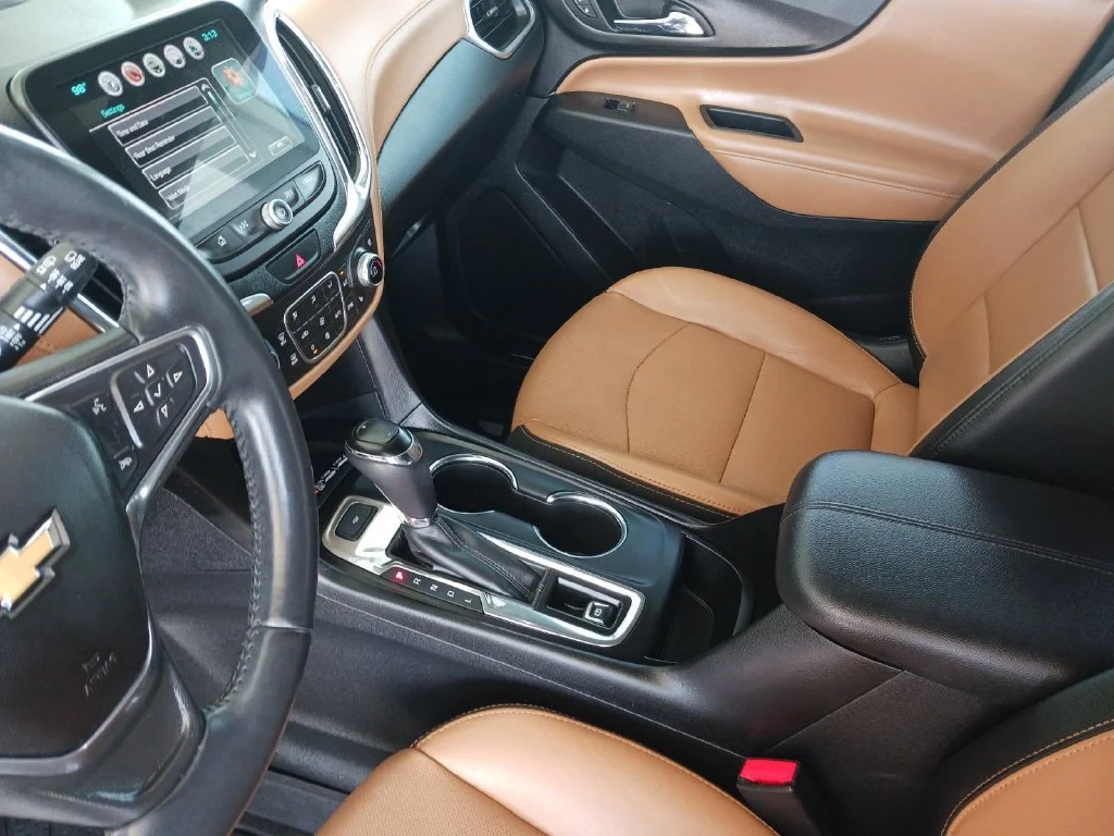 Used 2018 IRIDESCENT PEARL TRICOAT Chevrolet Premier image 11