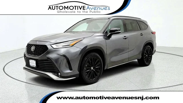 2024 Toyota Highlander XSE AWD w/ 12.3'' JBL Audio System
