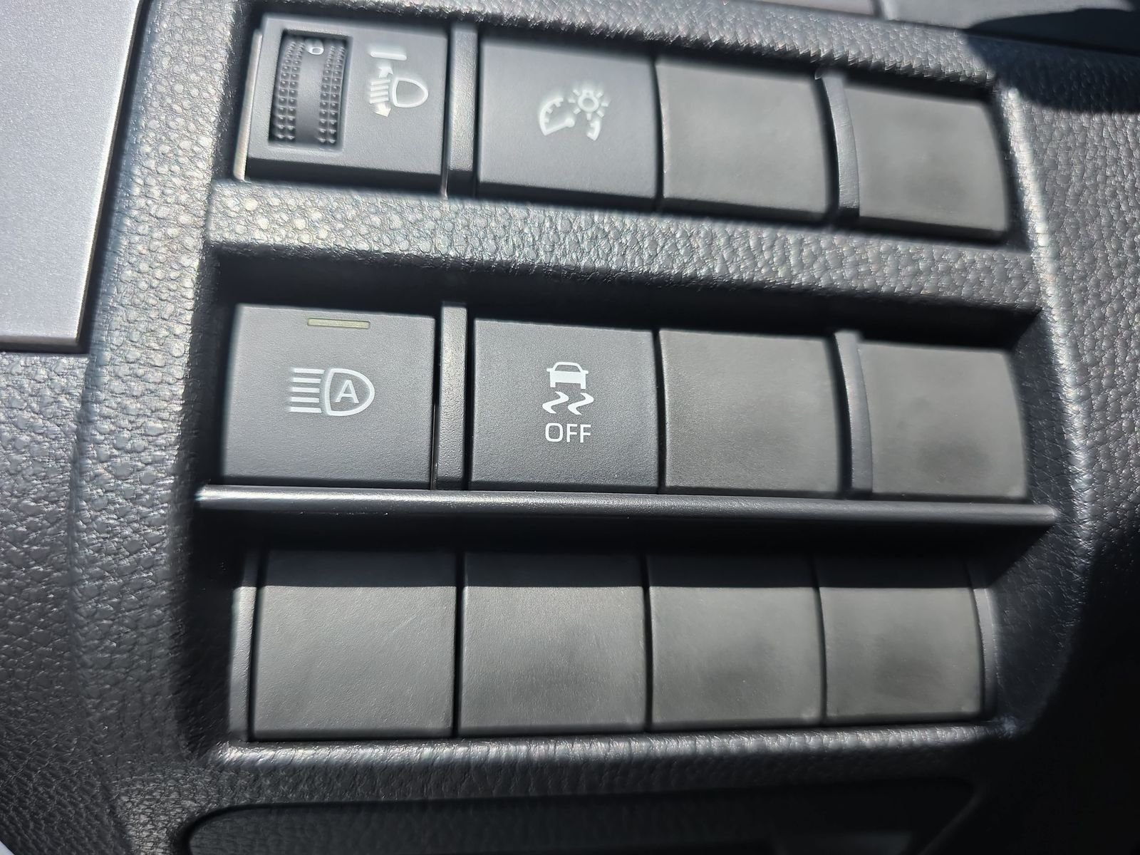 Used 2025 Silver Toyota SR5 image 25
