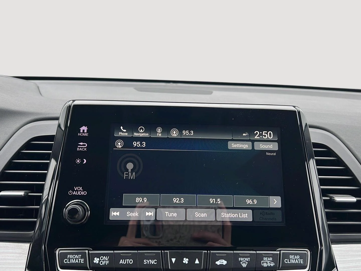2024 Honda Odyssey Elite - Photo 8