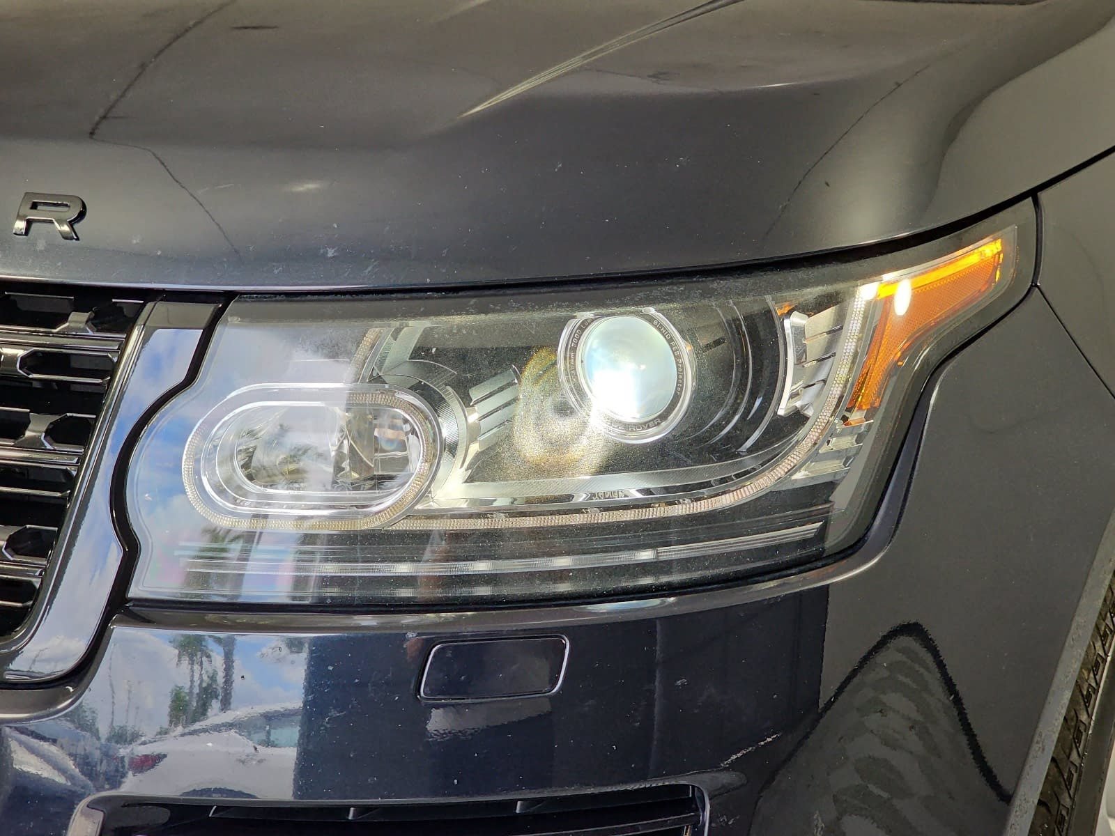 Used 2017 Black Land Rover 5.0L V8 Supercharged image 31