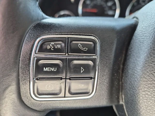 Used 2014 Gray Jeep Sport image 18