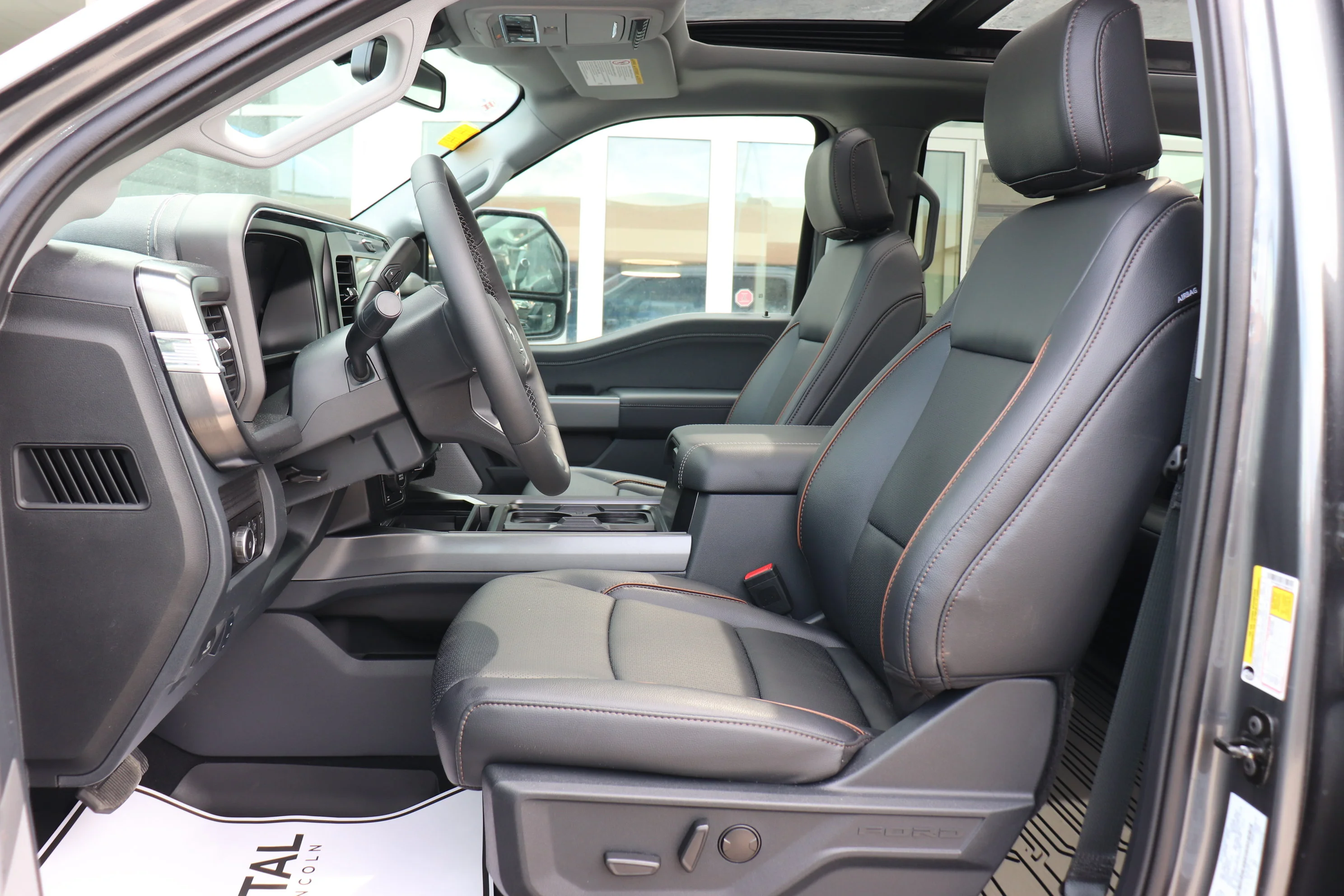 New 2026 CARBONIZED GREY METALLIC Ford LARIAT image 9
