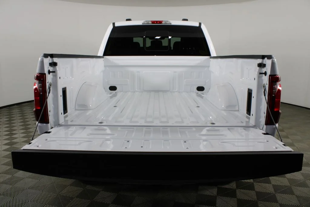 New 2026 White Ford XLT image 7